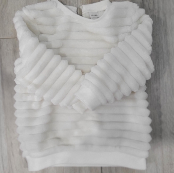 HOST PICK 🌟 George Girls Sweater Size 12-18 months - Picture 3 of 4